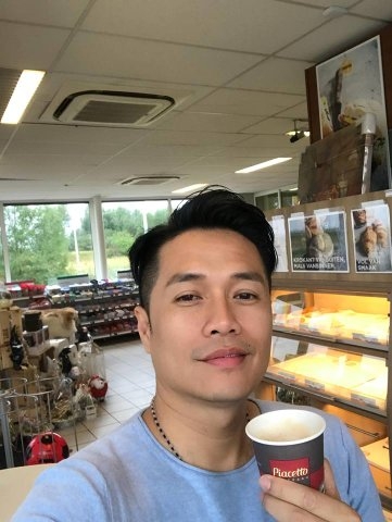短歌的第一张照片--深圳交友中心