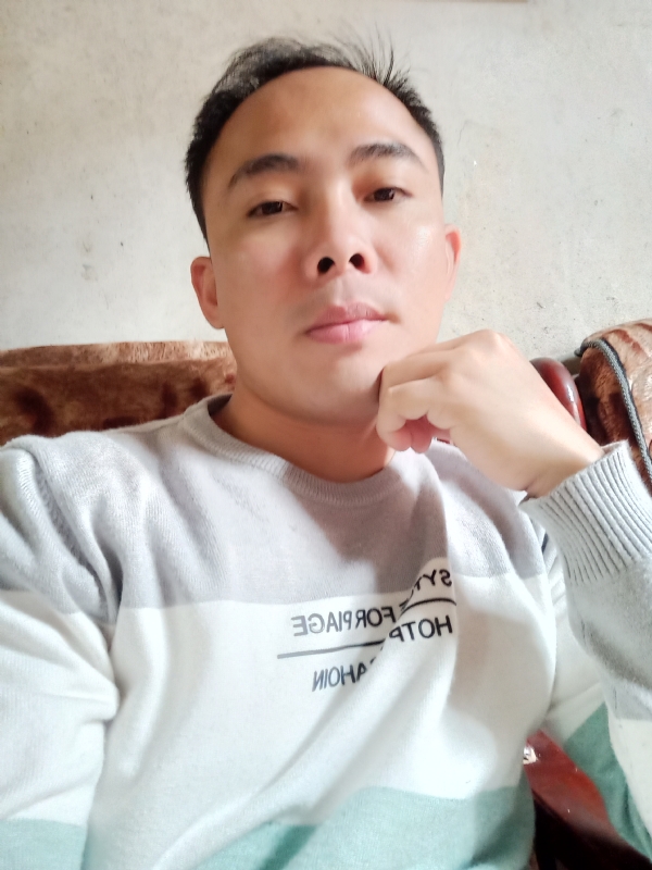 回忆起来的第一张照片--深圳交友中心
