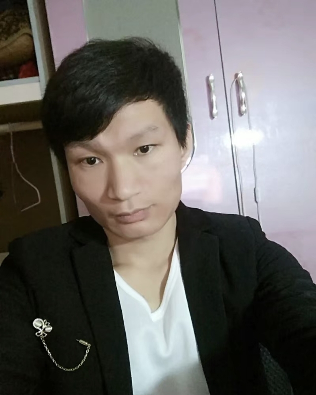 季绍伟的第二张照片--深圳交友中心