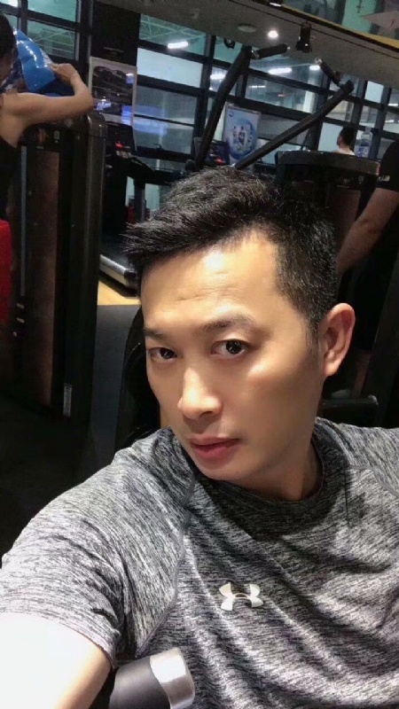 期待你的爱的第一张照片--深圳交友中心