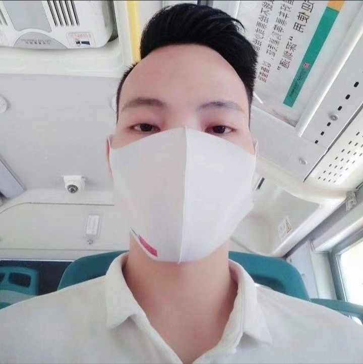 摆渡者的第一张照片--深圳交友中心