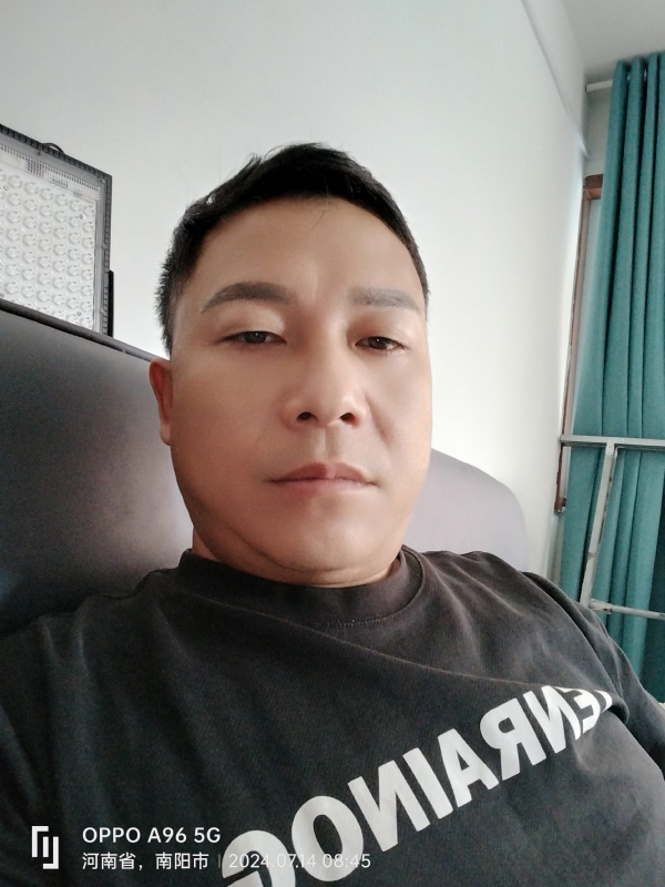 楚辞的第一张照片--深圳交友中心